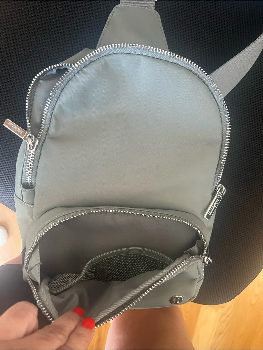 lululemon athletica compact sling
